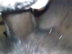 Sexy Bunny Love con paja de pies tiene sexo