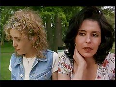 Nena de ébano está satisfaciendo a su novio