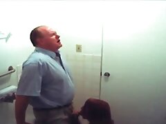 Jugosa rubia puma clavada por su masajista