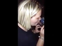 Alexis Fawx sirve una gran polla negra con pasión y lujuria