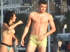 Dos chicas pelirrojas disfrutan el sabor del coño de la otra