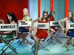 Sexy chica de oficina le gusta que la follen