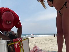 Turista cachonda tiene un buen polvo