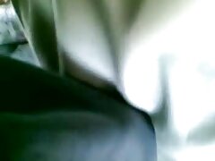 La profesora Lacie James saca sus aldabas
