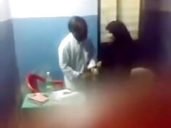 La maestra Bridgette B. está más interesada en Seth '..