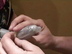 La MILF hambrienta de sexo Dava Foxx se masturba por toda la casa