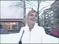 Esposa tetona se folla a su marido