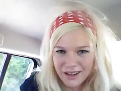 La adolescente Aria Lee tiene sexo con el amigo de su padre y recibe semen en su boca